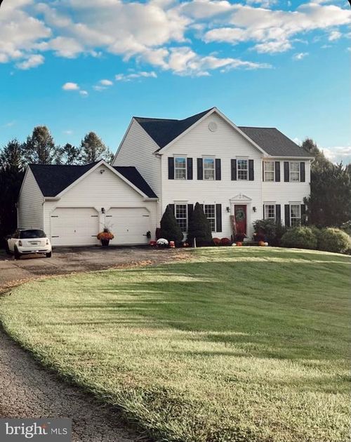 312 Fox Hunt Dr, Nottingham, PA, 19362-9066 | Card Image