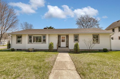 900 14th Ave S, Saint Cloud, MN, 56301-5226 | Card Image