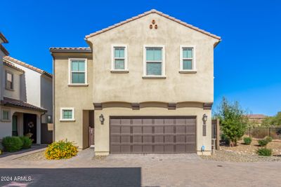 2326 W Gloria Lane, House other with 4 bedrooms, 3 bathrooms and null parking in Phoenix AZ | Image 2