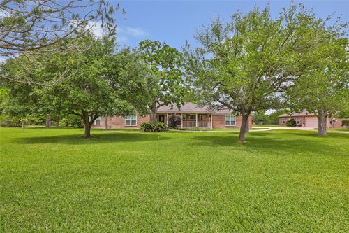 11615 Cedar Gully Rd, Beach City, TX, 77523-8284 | Card Image