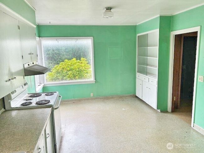 4140 Poplar Way, House other with 3 bedrooms, 2 bathrooms and null parking in Longview WA | Image 13