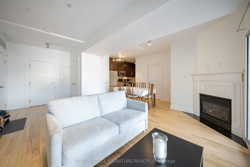 3-473 Dupont St, Toronto, ON, M6G1Y6 | Card Image