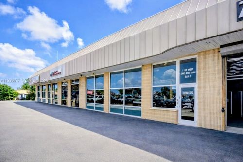 1100 W Oakland Park Blvd, Wilton Manors, FL, 33311-1612 | Card Image
