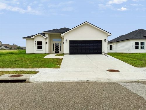 8125 Berenstain Dr, Corpus Christi, TX, 78414-4437 | Card Image
