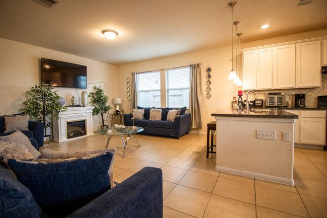 7735 Nevaeh Crest Path, House other with 3 bedrooms, 2 bathrooms and 2 parking in Houston TX | Image 10