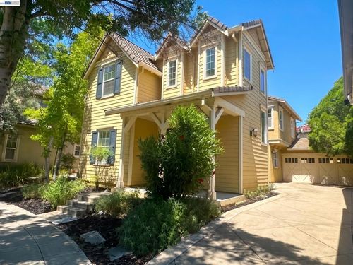 60 S Pacifico St, Mountain House, CA, 95391-2072 | Card Image