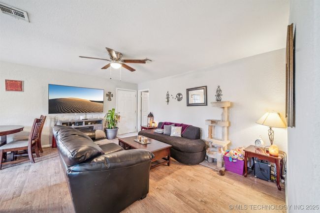 65663 336 Rd, House other with 3 bedrooms, 2 bathrooms and null parking in Chouteau OK | Image 5