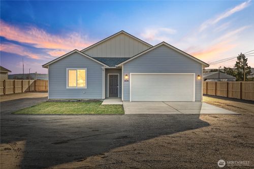 606 4th St, Mattawa, WA, 99349-5113 | Card Image