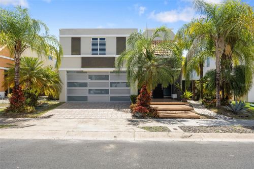 f-11-677 Paseo Los Corales I, Mar Indico St, DORADO, PR, 00646 | Card Image