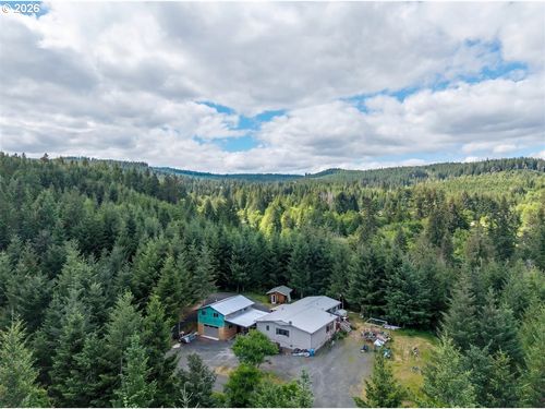 31052 Kenady Ln, CottageGrove, OR, 97424 | Card Image