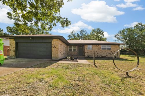 609 S Farmington Rd, Howe, TX, 75459-4758 | Card Image