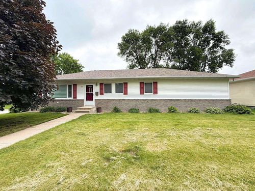 202 State Street, Emmetsburg, IA, 50536 | Card Image