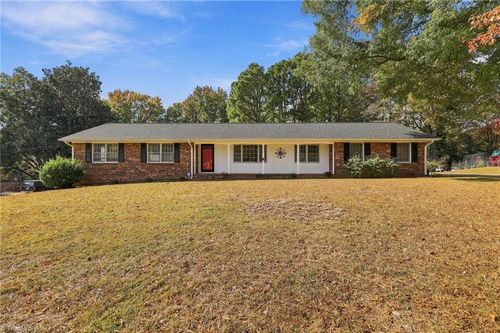 113 Sagewood Rd, Jamestown, NC, 27282-9489 | Card Image