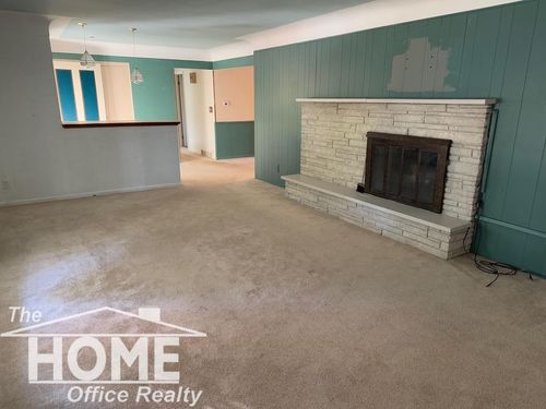 1203 Clearview Dr, Flushing, MI, 48433-1479 | Card Image