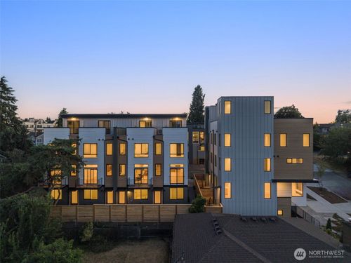 1914 D Ferry Avenue Sw, Seattle, WA, 98116 | Card Image