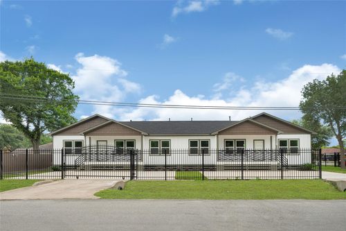 a-and-b-5930 Boness Rd, Humble, TX, 77396-1700 | Card Image