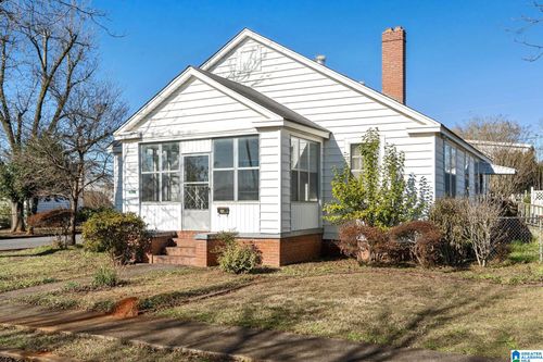 302 Charles St, TALLADEGA, AL, 35160-3210 | Card Image