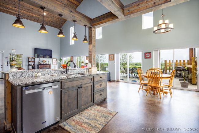 3633 Sawmill Rd, House other with 3 bedrooms, 3 bathrooms and null parking in Caddo OK | Image 21