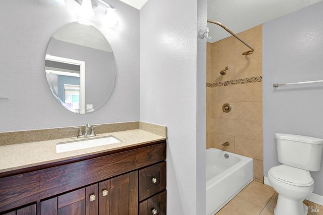 945 Hickory Avenue, House other with 3 bedrooms, 2 bathrooms and 2 parking in Fairfield CA | Image 19