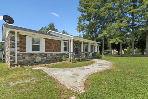 655 Short Mountain Rd, Mc Minnville, TN, 37110-4771 | Card Image