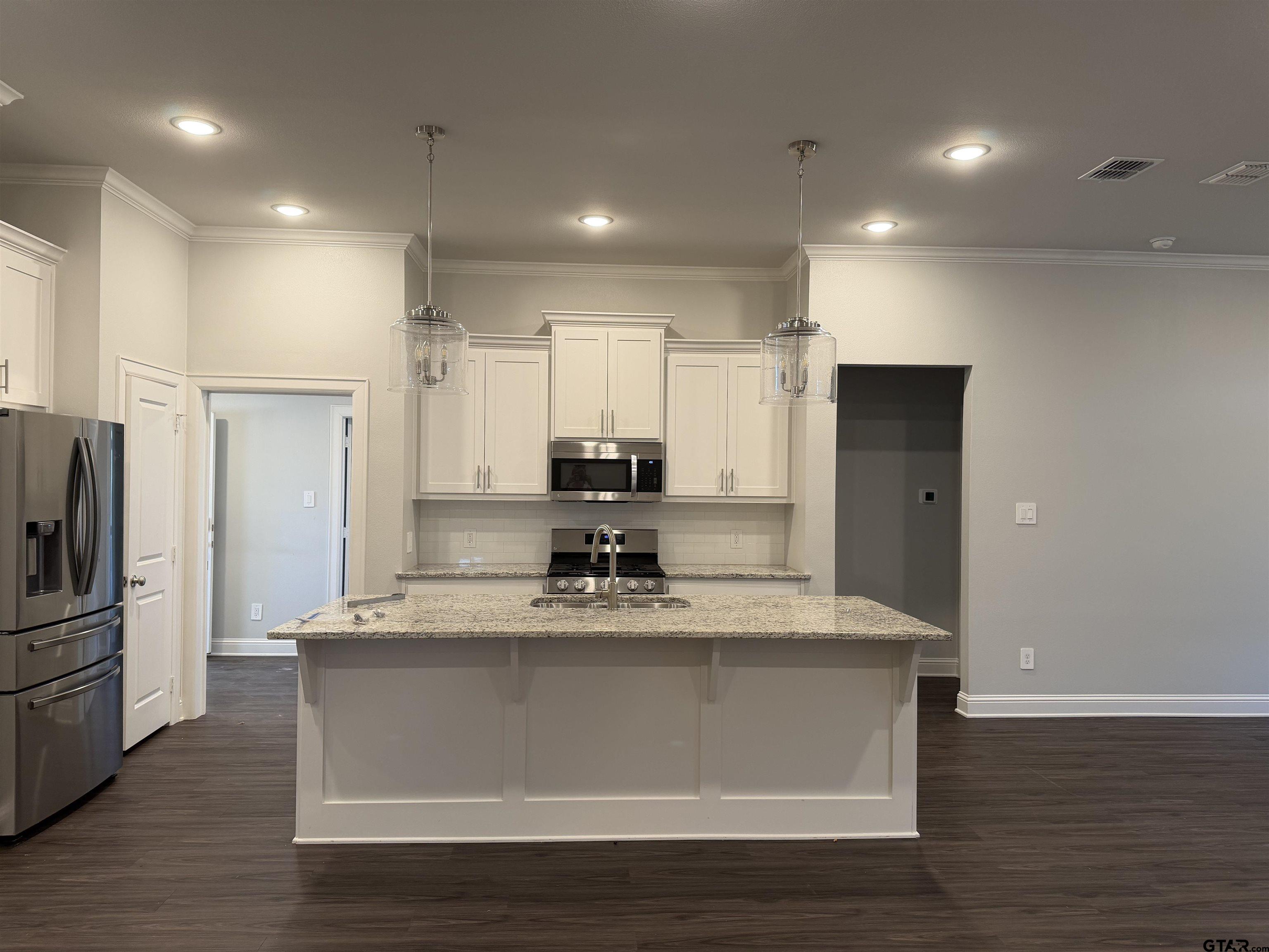 Residential Lease in Bullard 4