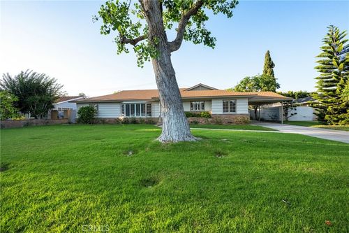 1101 W Sharon Rd, Santa Ana, CA, 92706-1537 | Card Image