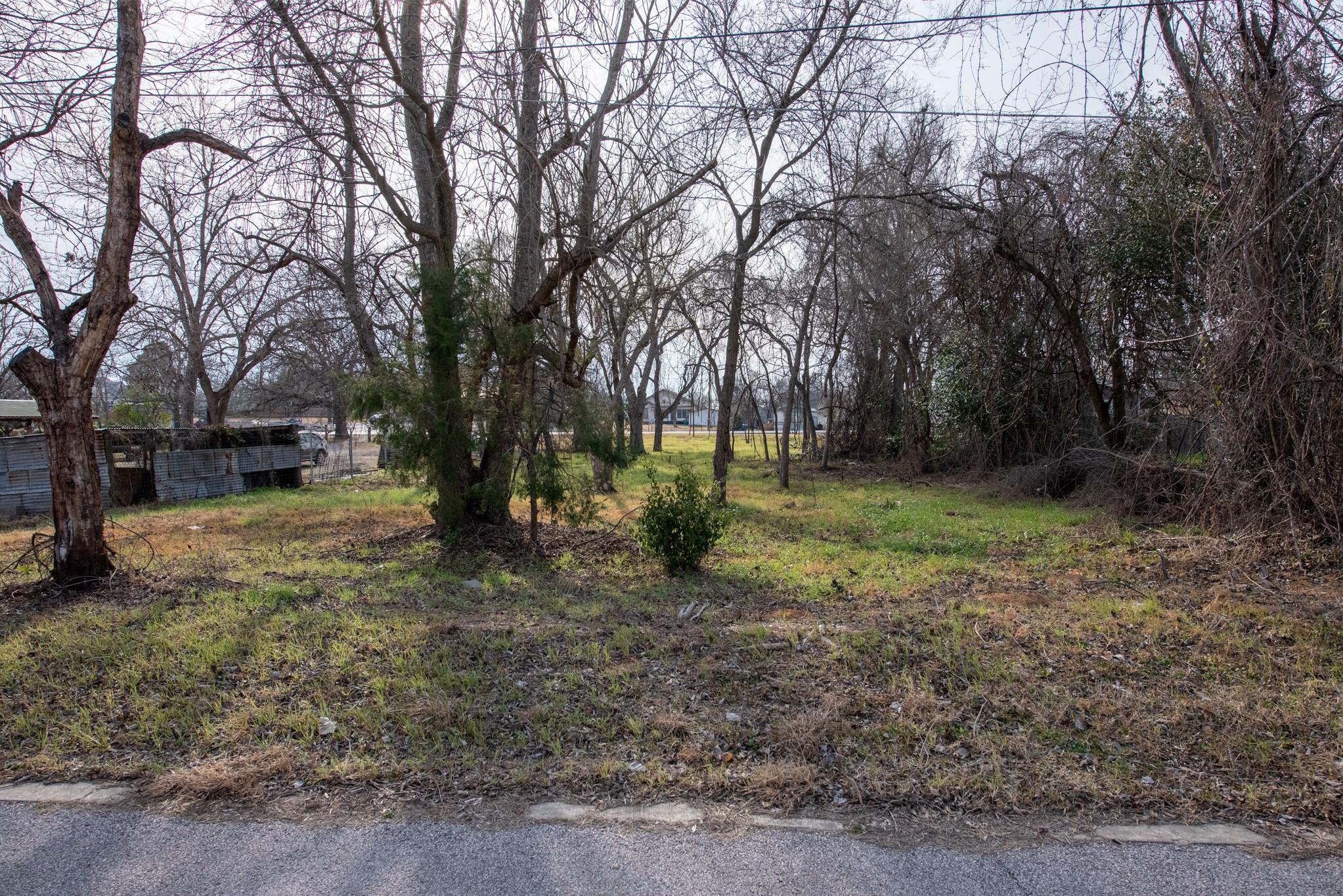 Land in Elgin 4