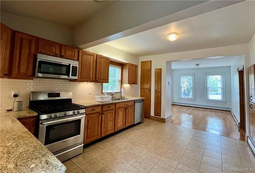 2-6 Cottage St, Warwick, NY, 10990-1202 | Card Image