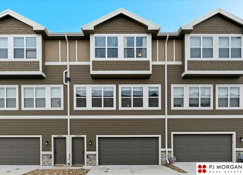 20860 S Plz, Omaha, NE, 68137 | Card Image