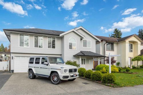 2706 Mitchell St, Abbotsford, BC, V2T5G4 | Card Image