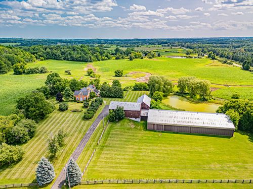 8185 17th Sideroad, Bolton, ON, L7E5R7 | Card Image