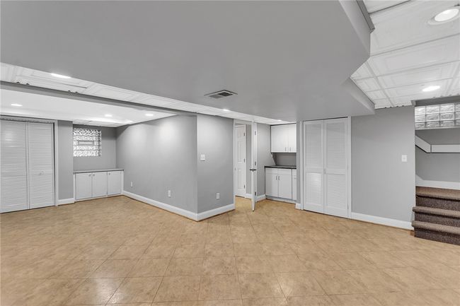 Game room? In law suite? Suitable for so many things | Image 32