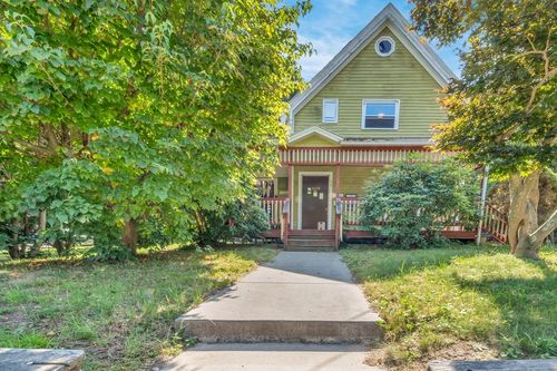 56 Park St, Hudson, MA, 01749-2455 | Card Image