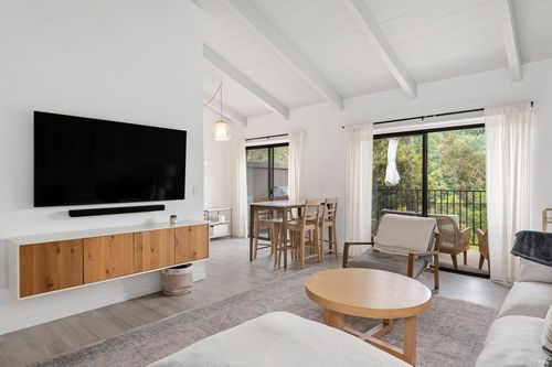 apt-2-1031 Miramonte Dr, Santa Barbara, CA, 93109-1327 | Card Image