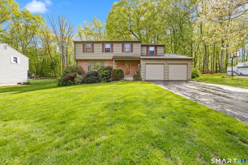 375 Sycamore Ln, Cheshire, CT, 06410-2023 | Card Image