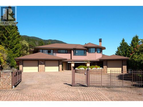 4228 Rockridge Cres, West Vancouver, BC, V7W1B1 | Card Image
