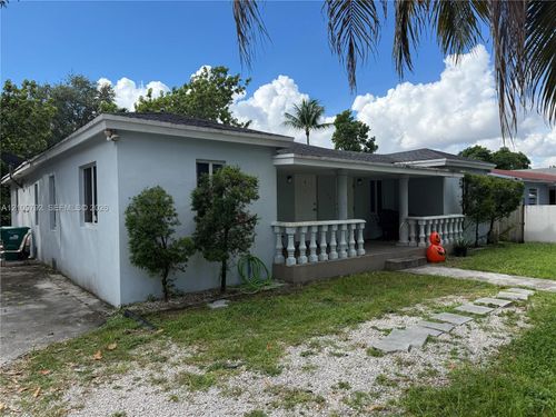 east-1128 Nw 101st St, Miami, FL, 33150 | Card Image