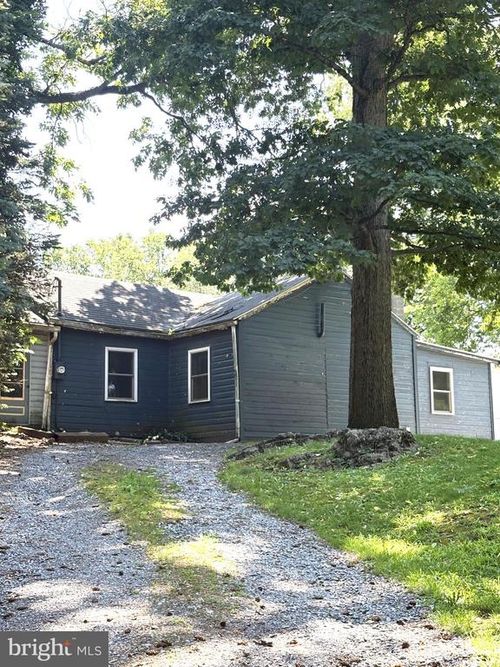 22 Fairview Street, Carlisle, PA, 17015 | Card Image