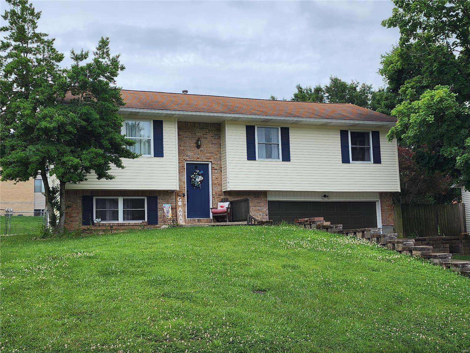 Longview Dr, Cape Girardeau, MO 63701