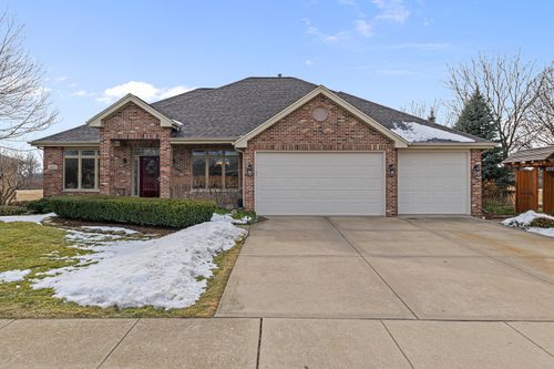 2402 Bluestone Bay Dr, New Lenox, IL, 60451-9218 | Card Image