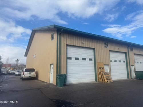 h-189 Spring Creek Rd, Gypsum, CO, 81637-9745 | Card Image