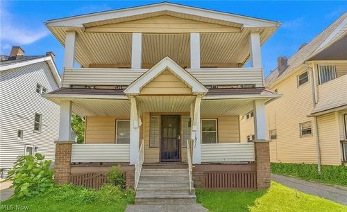 3461 E 143rd St, Cleveland, OH, 44120-4018 | Card Image