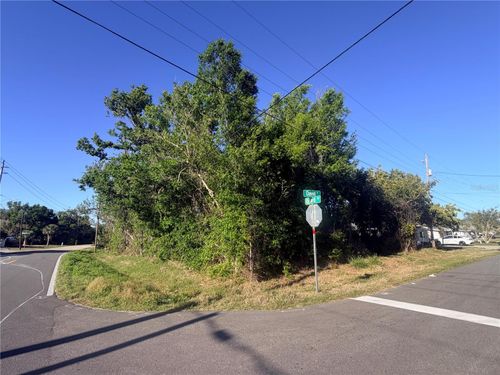 901 Oxford Dr, Englewood, FL, 34223-4337 | Card Image