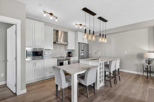 207-20 Walgrove Walk Se, Calgary, AB, T2X4L2 | Card Image