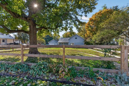 605 E Jackson Street, Flora, IN, 46929-1349 | Card Image