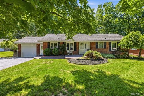 54 Faahs Dr, Orchard Park, NY, 14127-1205 | Card Image