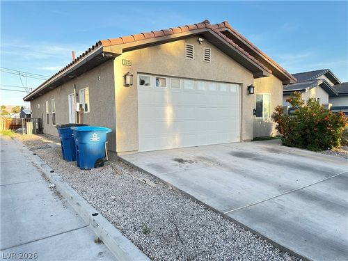 1840 Princeton St, North Las Vegas, NV, 89030-6725 | Card Image