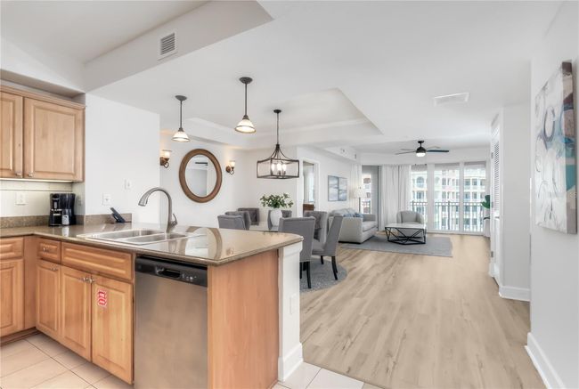 APT-606 - 200 Ocean Crest Dr, Condo with 3 bedrooms, 3 bathrooms and null parking in PALM COAST FL | Image 4