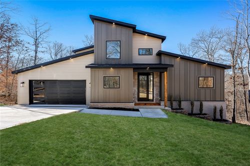 15 Ettrick Ln, Bella Vista, AR, 72715-3300 | Card Image