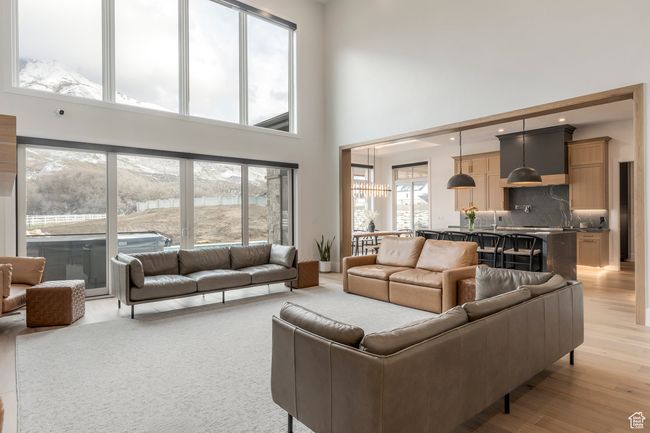 348 E Twin Hollow Cir, House other with 4 bedrooms, 6 bathrooms and 6 parking in Mapleton UT | Image 16